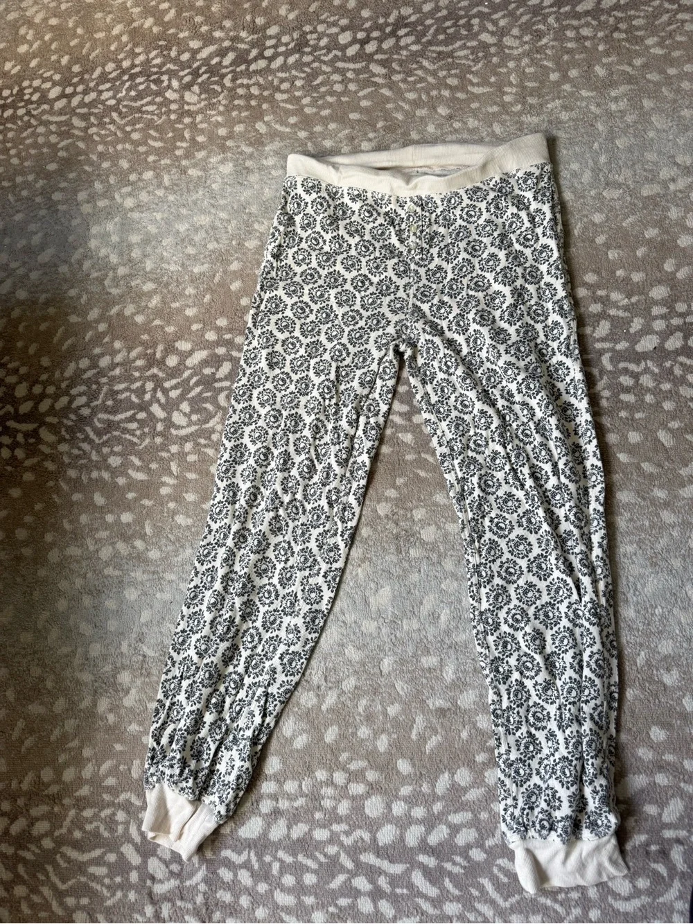 Anthropologie Women’s Cream and Black Pattern Pajama Set